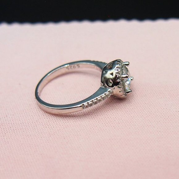 Beautiful Certified Halo 1.00ctw Moissanite Ring --- White Gold - Picture 6 of 8